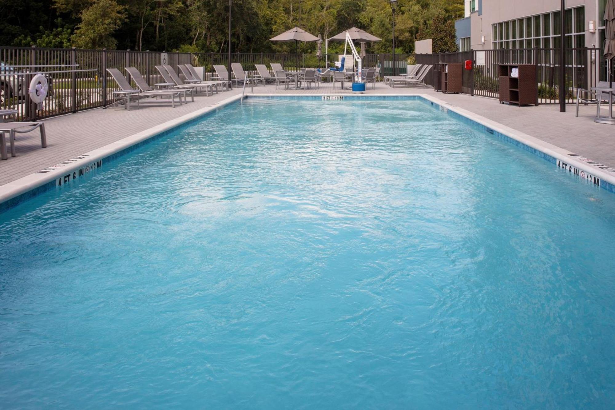 Towneplace Suites By Marriott Orlando Airport Bagian luar foto